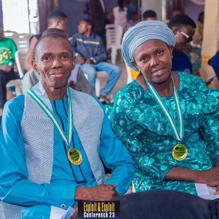 Pastor 'Tunde Olufemi background