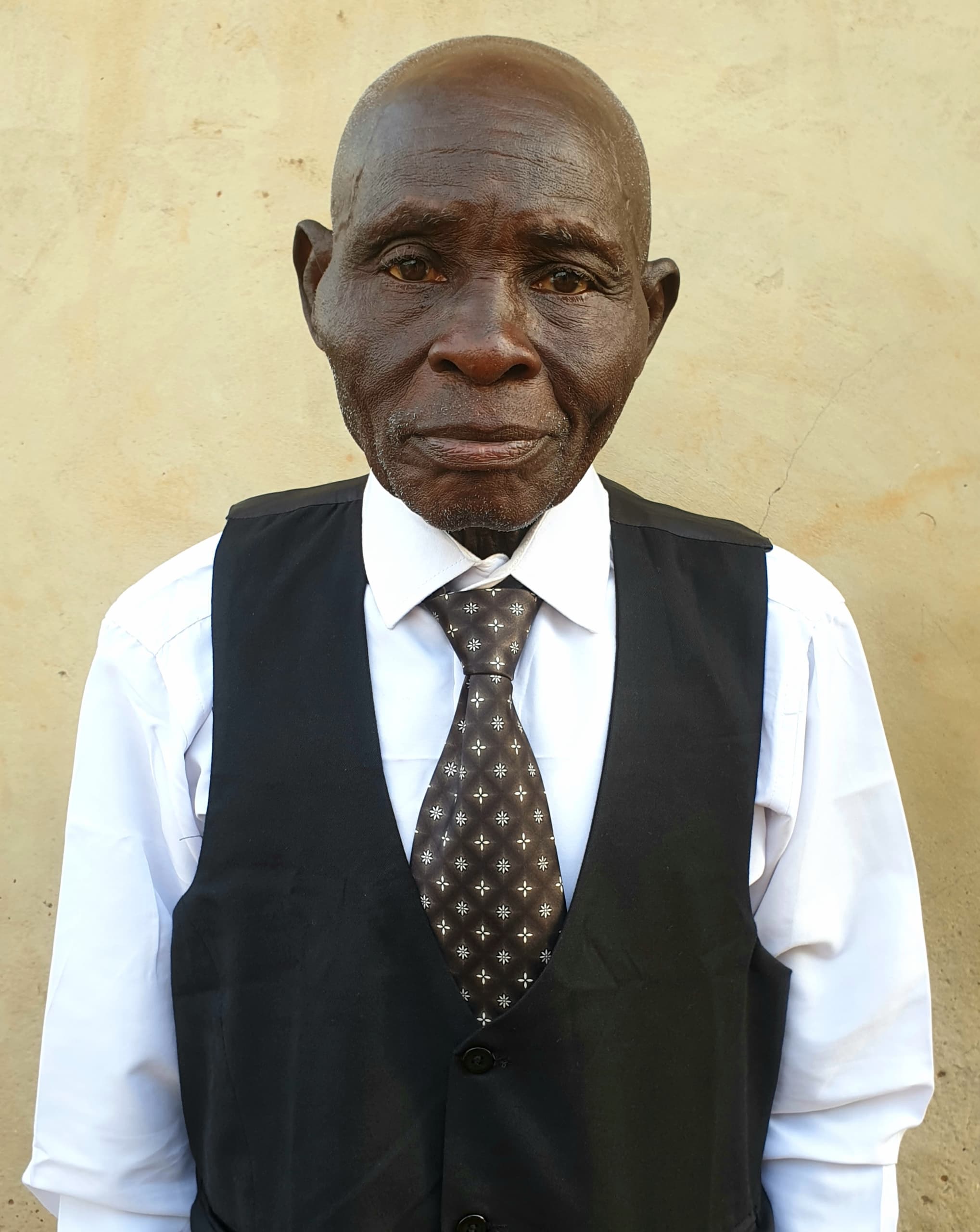 Dn. Lawrence S. Komolafe